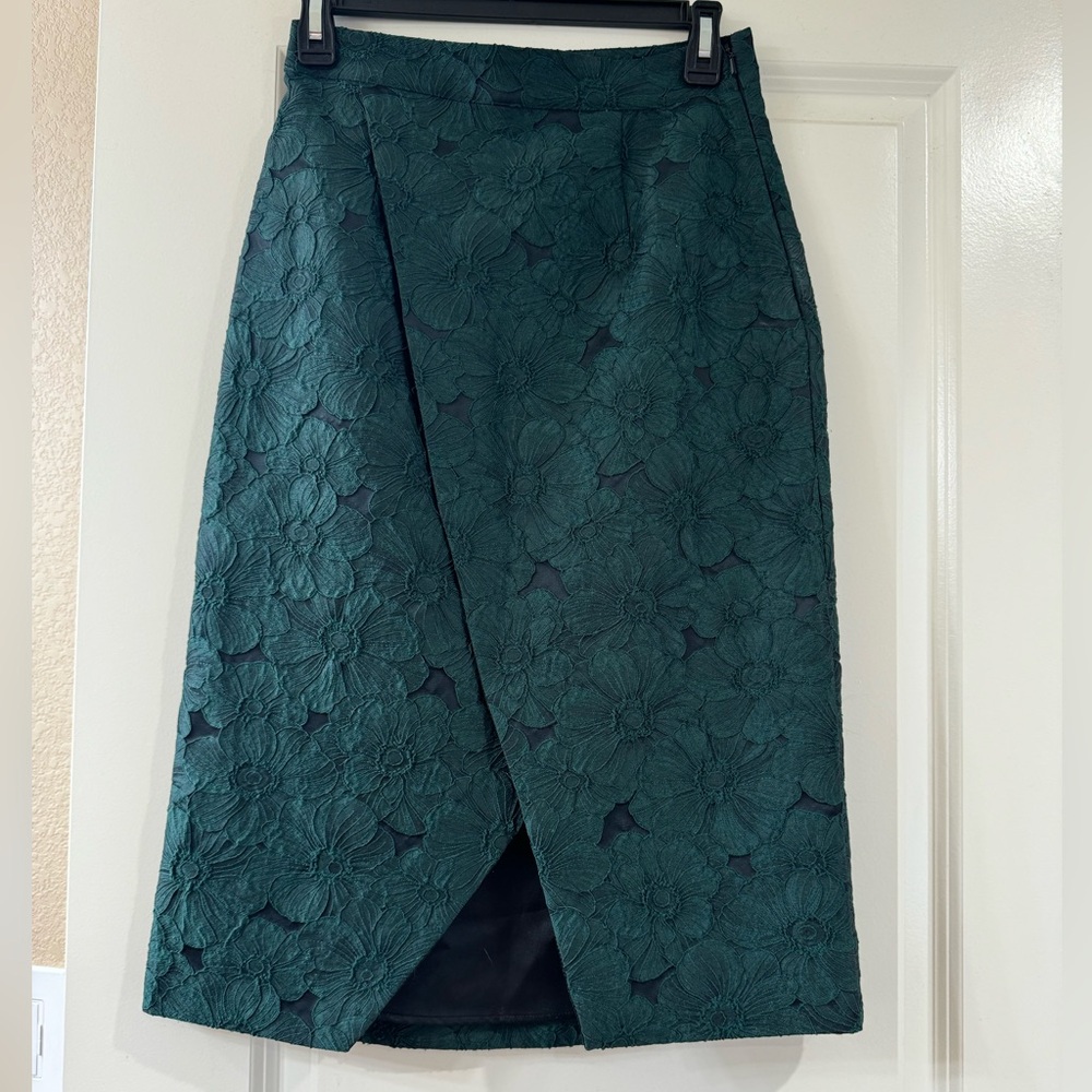Anthropologie Green Lacy Pencil Skirt by Paper Crown, SZ 4